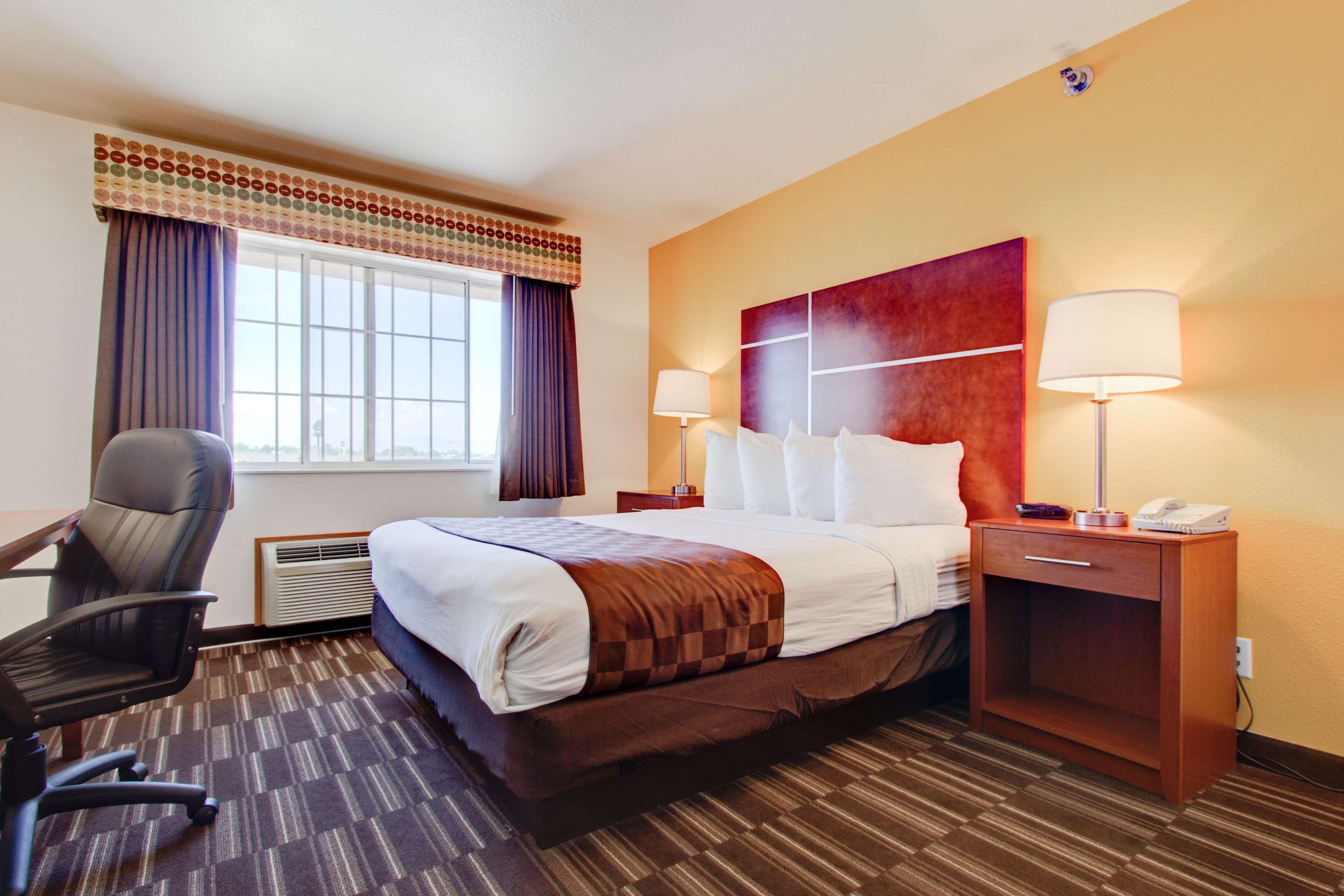 Best Western Firestone Inn & Suites Лонгмонт Экстерьер фото