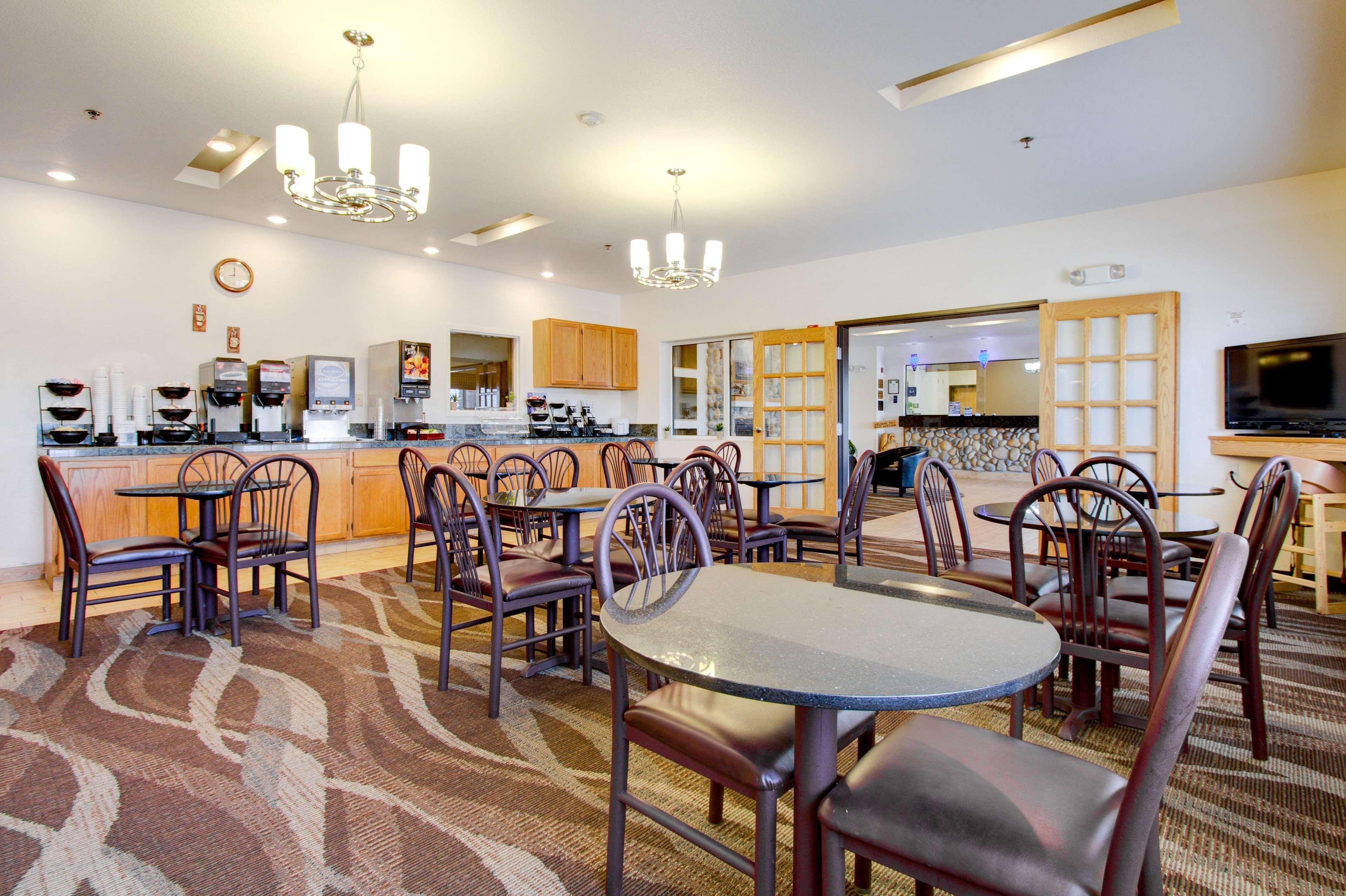 Best Western Firestone Inn & Suites Лонгмонт Экстерьер фото